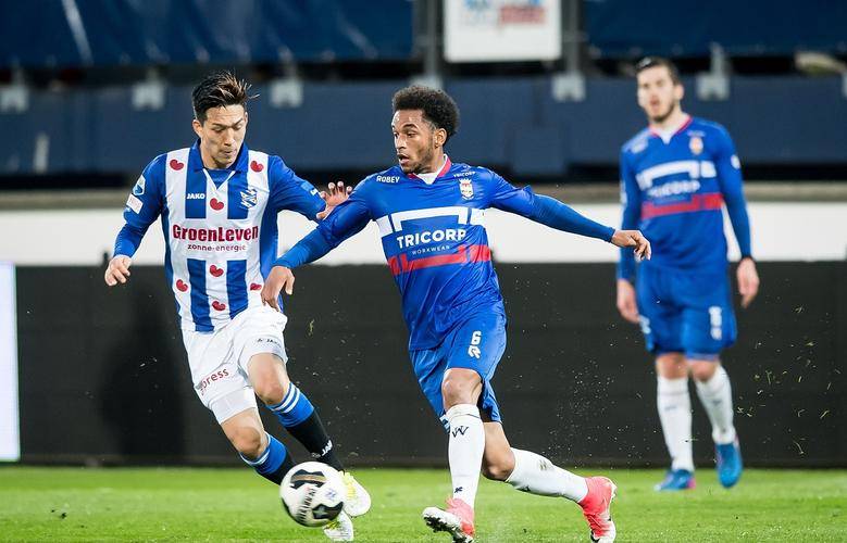 重防守的传 重防守的传